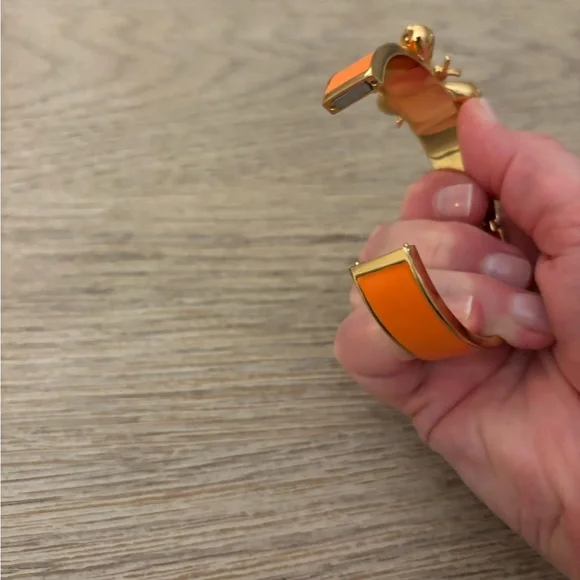 Vintage Kate Spade Enamel Bee Bracelet - Picture 3 of 5